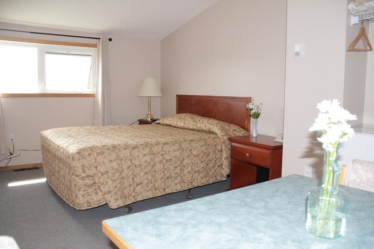Garden Court Motel Manning Exterior foto