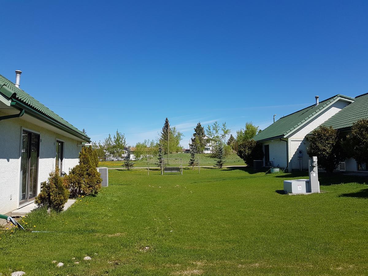 Garden Court Motel Manning Exterior foto